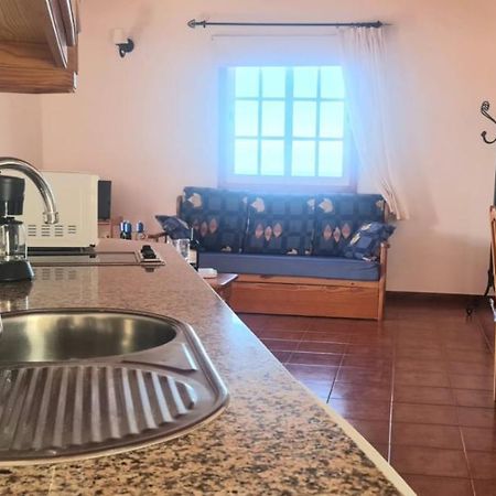 Vivienda Vacacional Los Geranios Tazacorte Apartment Bagian luar foto